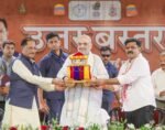 बस्तर में पहली बार आयोजित होगी मध्य क्षेत्रीय परिषद की उच्च स्तरीय बैठक; मुख्यमंत्री विष्णुदेव साय ने मध्यप्रदेश के मुख्यमंत्री डॉ. मोहन यादव एवं उत्तराखंड के मुख्यमंत्री पुष्कर सिंह धामी का किया आत्मीय स्वागत